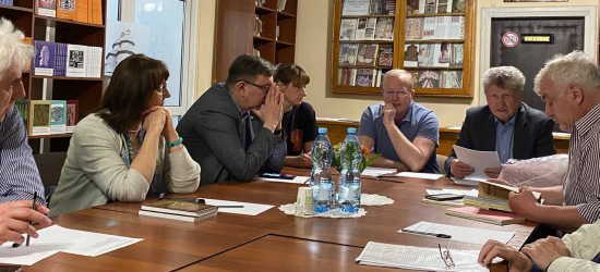 Освітяни Львівщини пропонують вилучити російських авторів з навчальних програм 