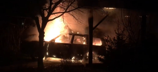 В Ужгороді спалили два автомобіля журналіста (ВІДЕО) 