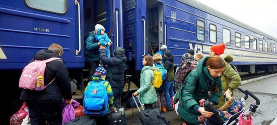 Евакуаційними потягами прибули 182 особи: головне за добу на Львівщині