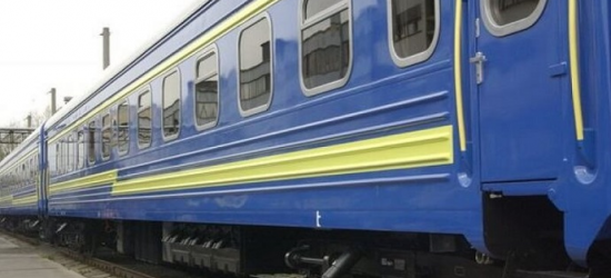 Укрпошта в червні виплатила пасажирам евакуаційних поїздів зі Сходу майже 11 млн грн