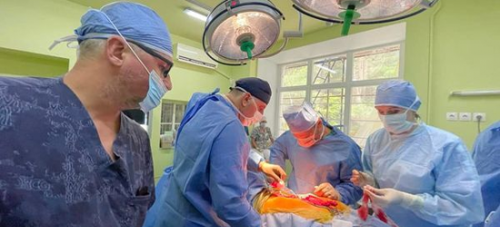 Харківські ортопеди спеціально приїхали до Львова, щоб прооперувати дитину із IV-м ступенем сколіозу