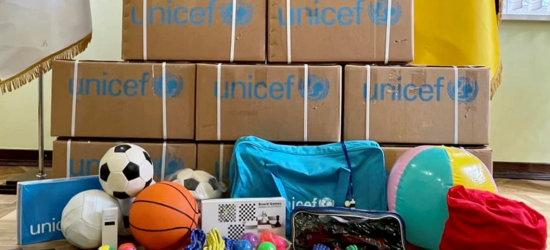 Школам Яворівської громади передали спортивний інвентар від UNICEF