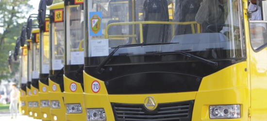 Європейська комісія виділить 14 млн євро на шкільні автобуси для українських дітей