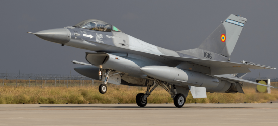 Польща готова передати Україні винищувачі F-16 у координації з НАТО – Моравецький