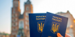 Українці отримали найбільше посвідок на проживання в ЄС, 83% видала Польща