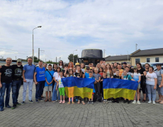 На відпочинок до Польщі поїхали 30 дітей, батьки яких загинули, захищаючи Україну