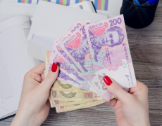 У Нацбанку спрогнозували, коли в Україні почнуть зростати зарплати