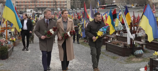 Зеленський перебуває у Львові з візитом (ВІДЕО)