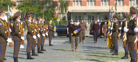 Зеленський прибув на Львівщину з неоголошеним візитом