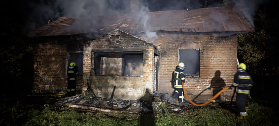 На Золочівщині вогонь ущент знищив житловий будинок