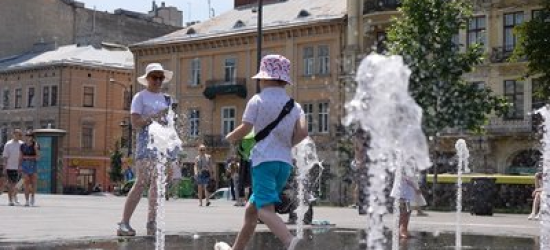 Завтра у Львові буде спека +30: погода на 15 серпня