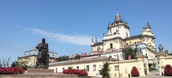 Львівська ОВА ініціювала новий судовий позов щодо Митрополичих садів: у мерії обурені