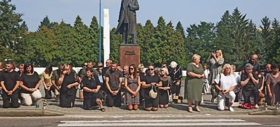 На Самбірщині попрощалися з полеглим воїном Андрієм Чайківським