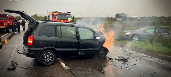 Внаслідок ДТП на Львівщині загорівся автомобіль