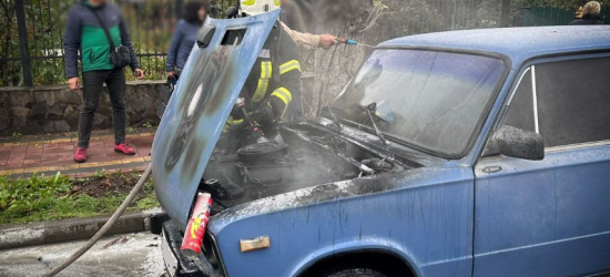 Під час руху у Стрию загорівся автомобіль