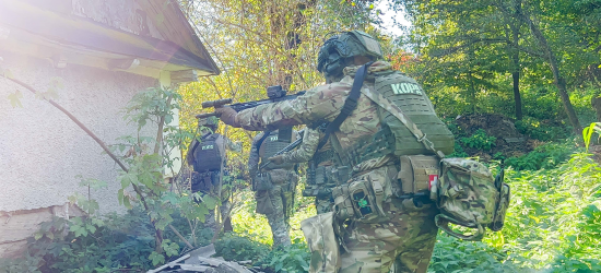 Жорстоке вбивство подружжя у Шептицькому: авто підозрюваного виявили у сусідній області