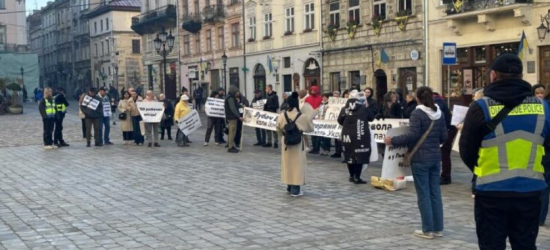 Підприємці у Львові знову прийшли з пікетом до Садового