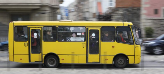 На двох автобусних маршрутах змінили кінцеву зупинку у Львові