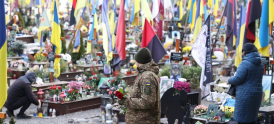 У Львові в День ЗСУ вшанували пам’ять полеглих Героїв (ФОТО)