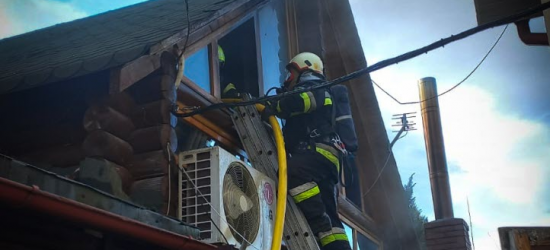 У дерев’яному закладі харчування в Трускавці спалахнула пожежа