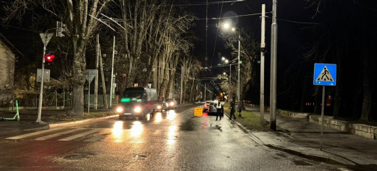 На дорогах Львівщини вчора травмувалось два пішоходи