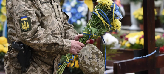 Сьогодні Львів попрощається із захисниками Віталієм Забабуріним та Василем Коротошиним