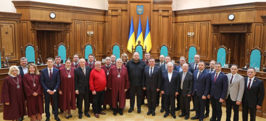 Одразу у трьох суддів КСУ закінчився термін повноважень