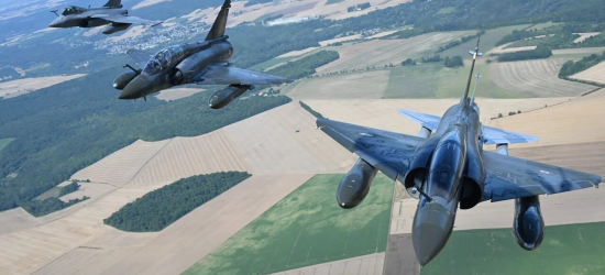 До України почали прибувати французькі винищувачі Mirage 2000