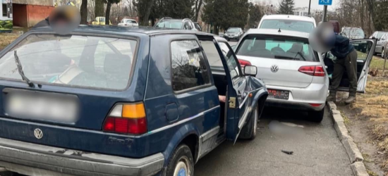 У Львові п’яний водій врізався у припаркований Volkswagen