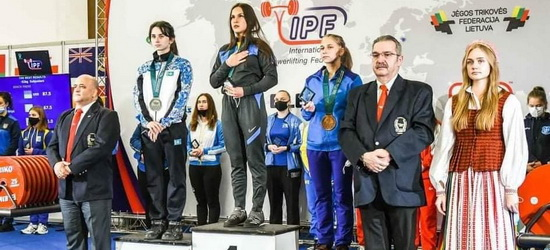 Паверліфтерки з Львівщини перемогли на чемпіонаті Європи з класичного жиму лежачи  