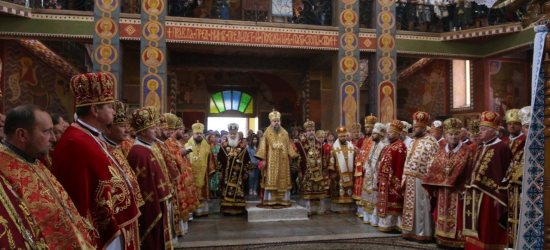 Глава ПЦУ Епіфаній освятив храм Преображення Господнього у Солонці (ФОТО)