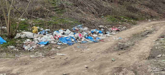 На Яворівщині екоінспектори виявили незаконне сміттєзвалище (ФОТО)