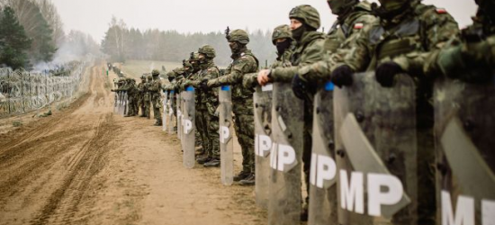 Польща перекине на кордон із білоруссю до 10 тисяч військових