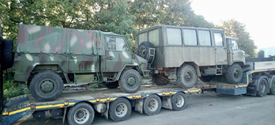 Львівський обласний ТЦК передав захисникам 14 автомобілів підвищеної прохідності (ФОТО)