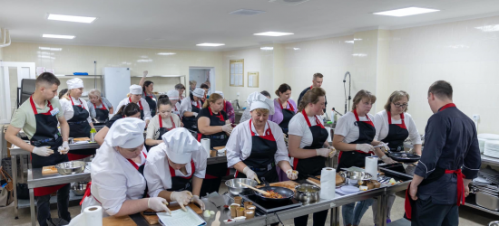 У МОН розповіли, як працюють над покращенням шкільного харчування