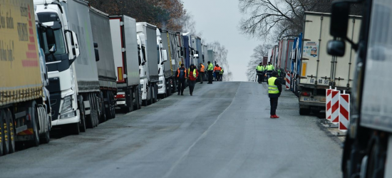 Україна та Польща домовилися про часткове розблокування кордону 