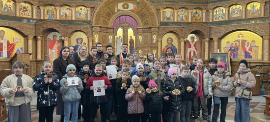 У львівському Храмі Воздвиження Хреста Господнього провели майстер-клас із іконопису для дітей (ФОТО)