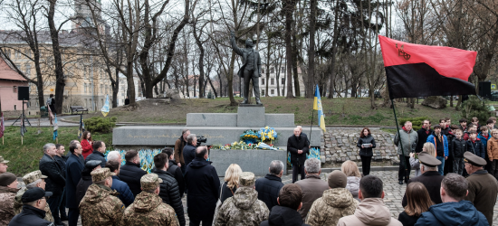 У Львові вшанували пам'ять В'ячеслава Чорновола (ФОТО)