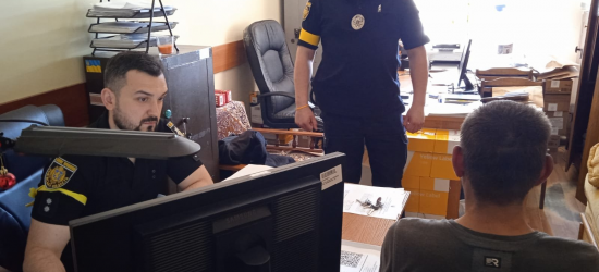 У Львові поліцейські затримали чоловіка, що виготовляв дитячу порнографію