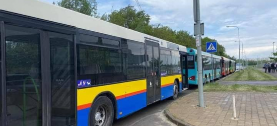 Львів передав українським захисникам 6 автобусів