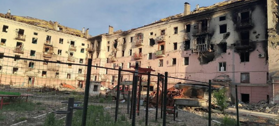 Під завалами будинків у Маріуполі знайшли тіла ще 100 загиблих – Андрющенко