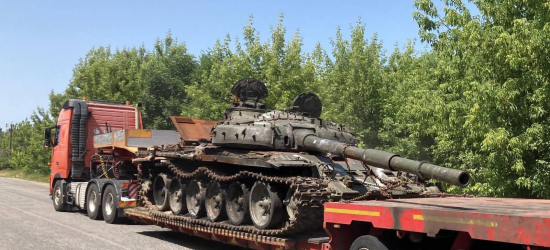 Російські танки у Варшаві: полякам покажуть розбиту техніку рф