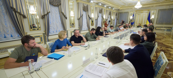 Зеленський провів нараду щодо завдань України після набуття кандидатства у члени ЄС 