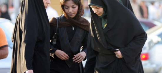 Іран заборонив жінкам зніматися в рекламі