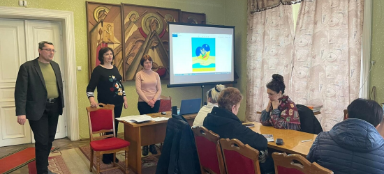 На Стрийщині для переселенців організовують безкоштовні курси з вивчення української