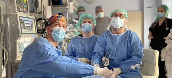 У Львові хірурги провели операцію однорічному малюку: дитині видалили злоякісну пухлину, розміром 10 см