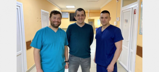 Два роки страждав від постійного болю в животі: у Львові прооперували 39-річного чоловіка