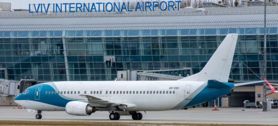 З Львівського аеропорту евакуювали ще один цивільний літак