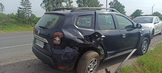 Авто злетіло у кювет і кілька разів перекинулося: двоє людей постраждали у ДТП на Львівщині