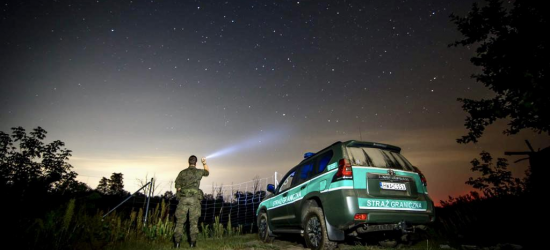 Десятки мігрантів намагались потрапити у Польщу із білорусі за вихідні